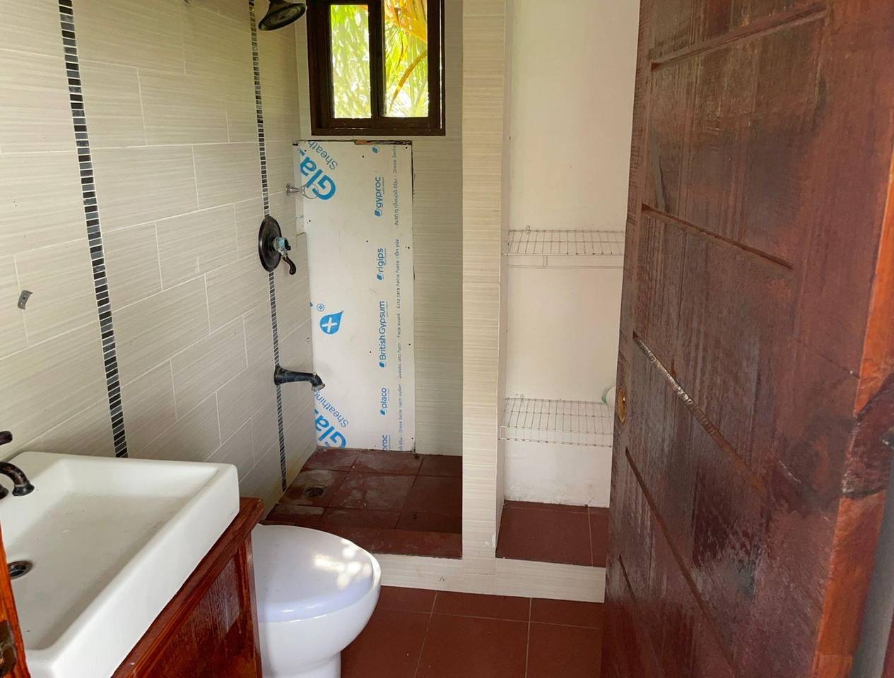 Villa de lujo en Guavaberry con piscina, jacuzzi y áreas deportivas – 3,200 m² de terreno