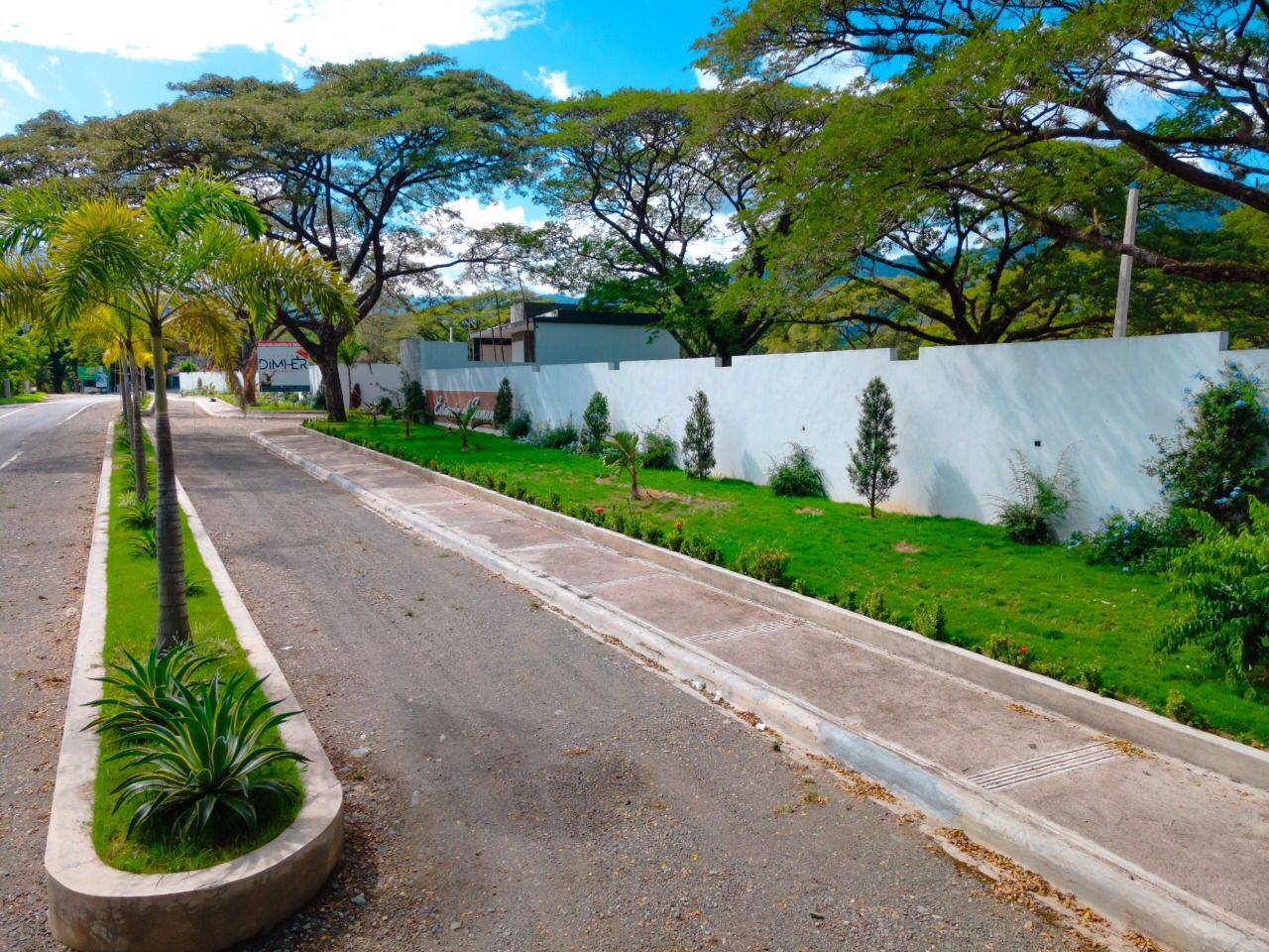 Solar residencial en el proyecto Estancia del Saman, Bonao.