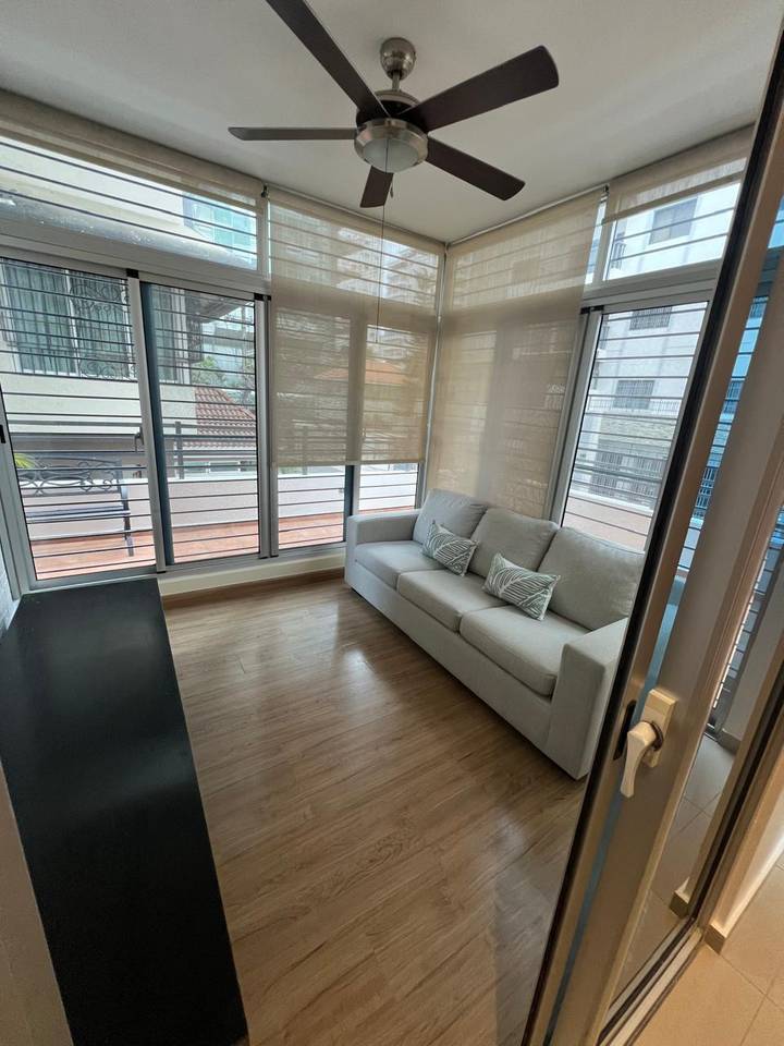 Piantini, apartamento en alquiler finamente amueblado.