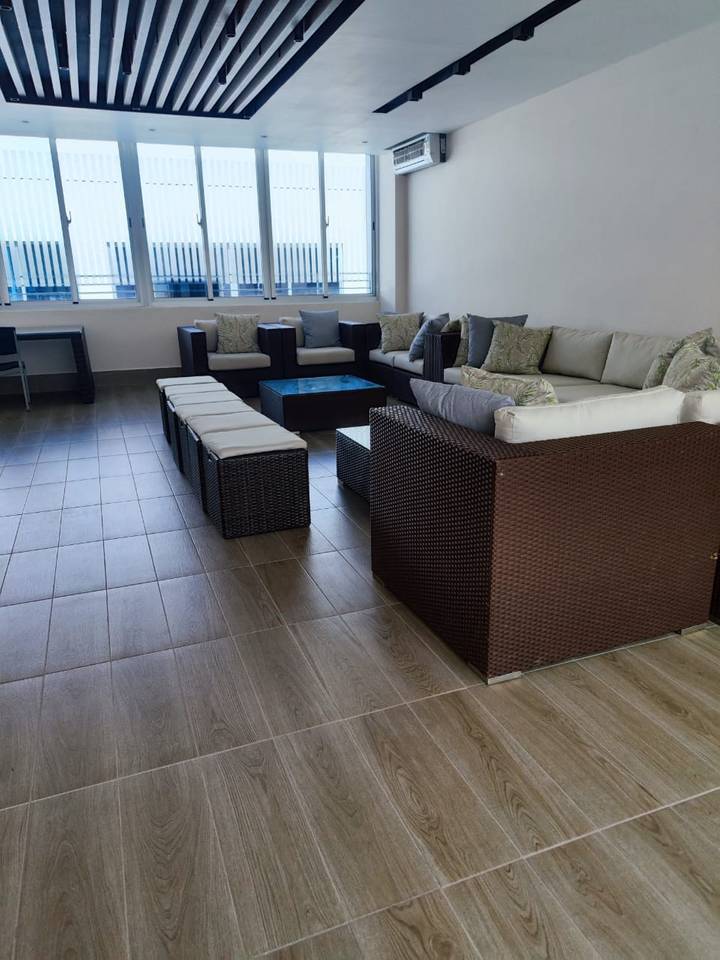 Piantini, apartamento en alquiler finamente amueblado.