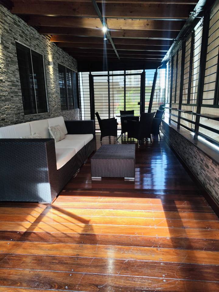 Piantini, apartamento en alquiler finamente amueblado.