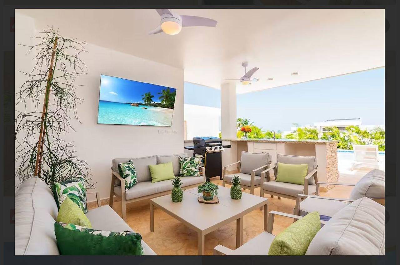 Villa 808