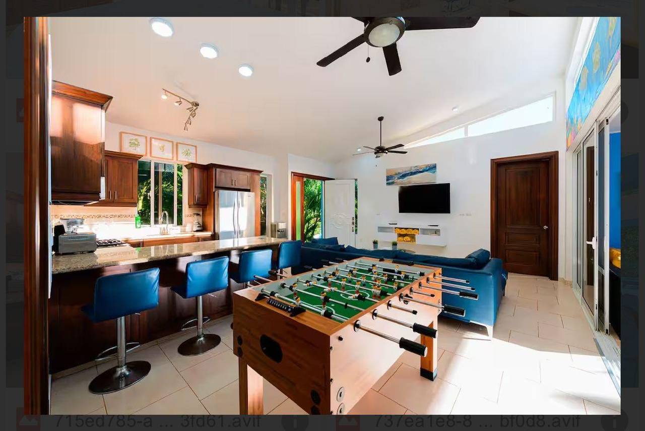 Villa 744