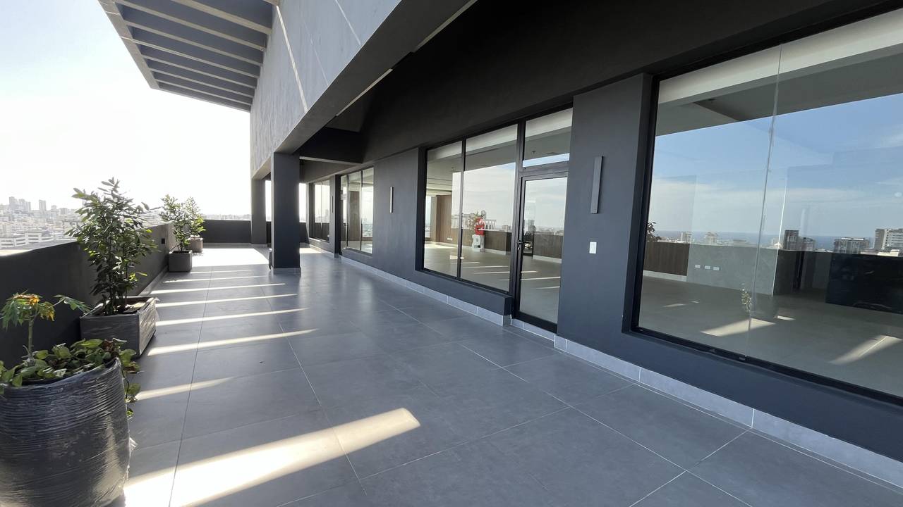 Corporate Office Floors for Sale in Piantini | Class A Building with Premium Amenities