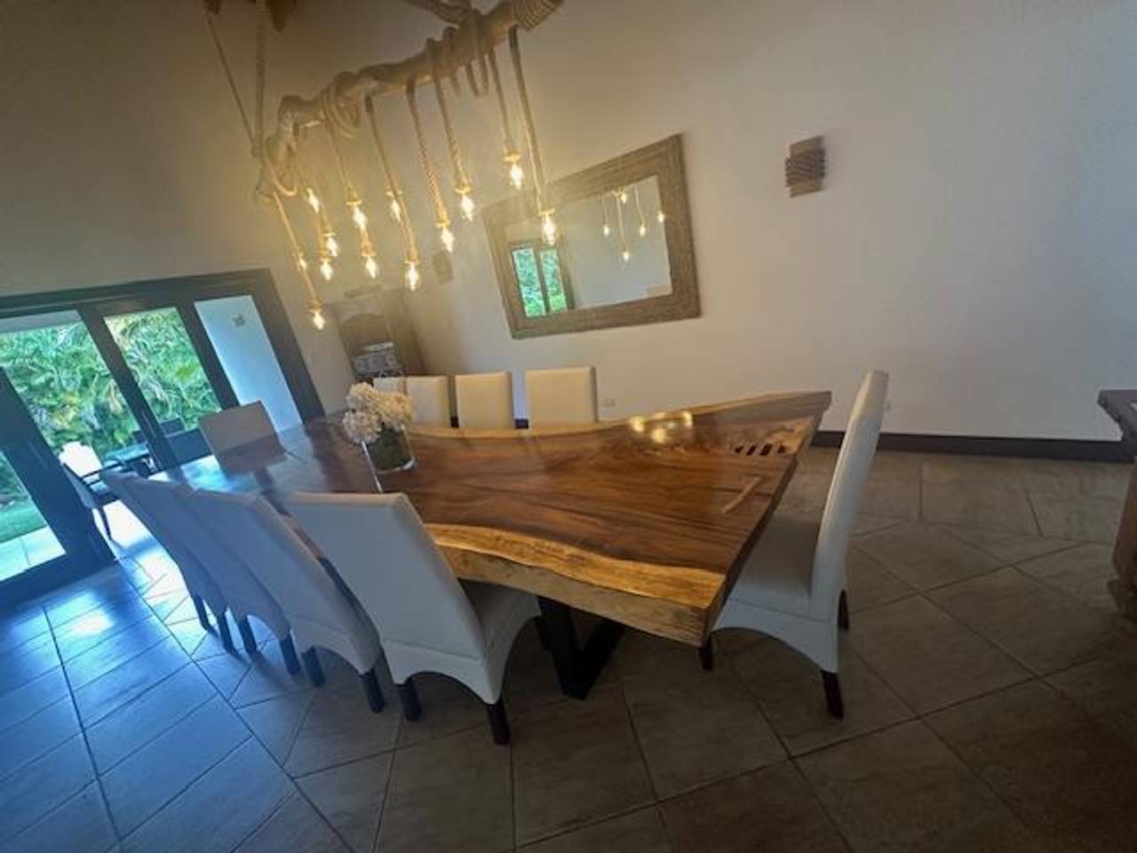 Lujosa Villa en Exclusivo Complejo de Casa de Campo