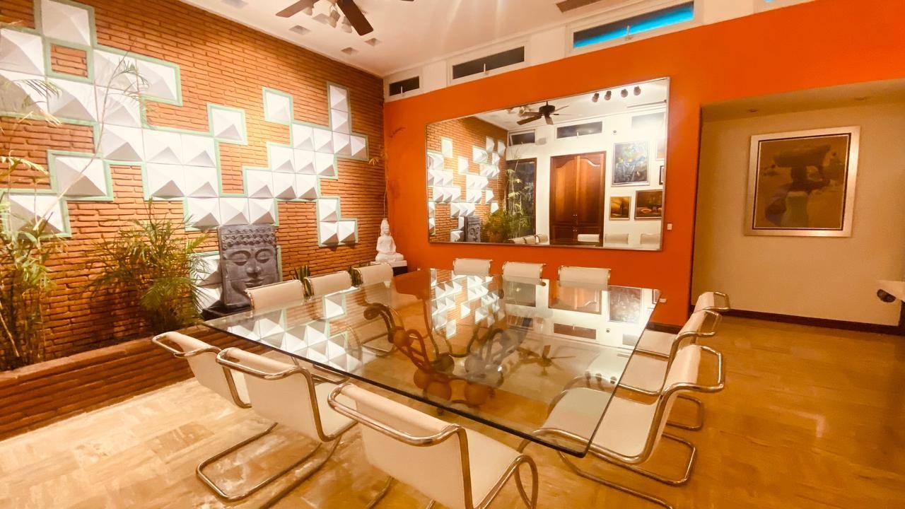 Casas en venta en Santo Domingo D.N., Piantini, 1000 m²