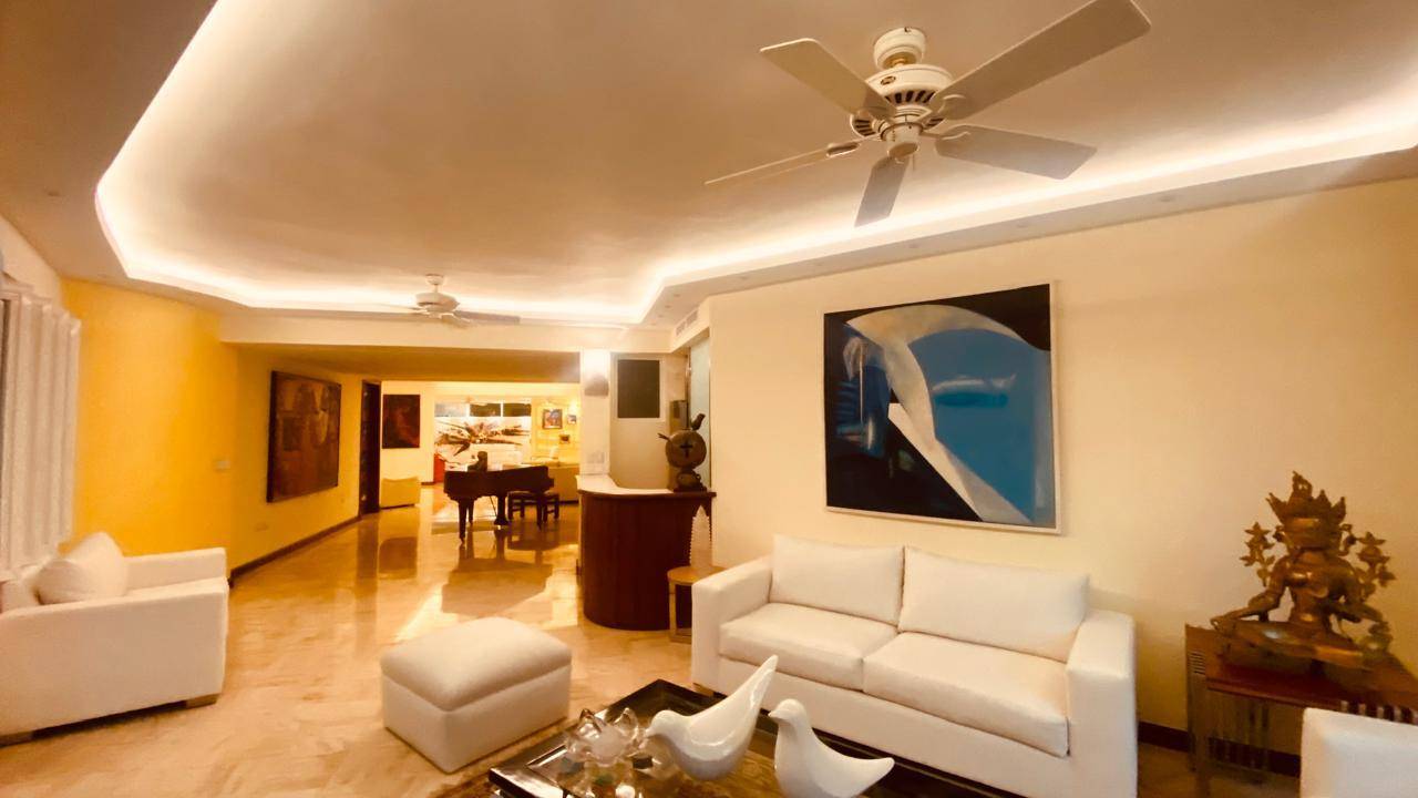 Casas en venta en Santo Domingo D.N., Piantini, 1000 m²