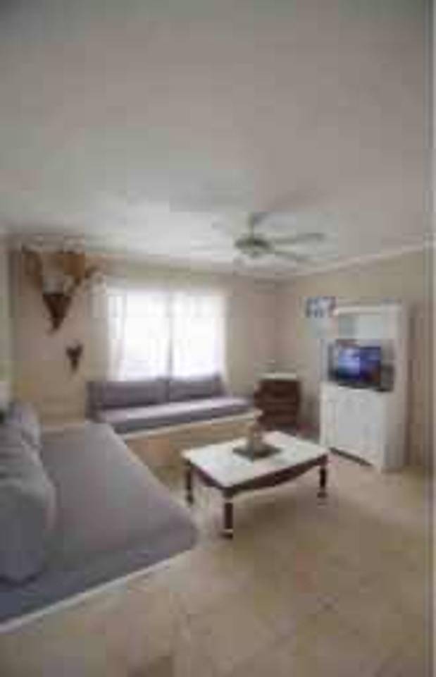 Beach Condo - Playa Los Corales 5