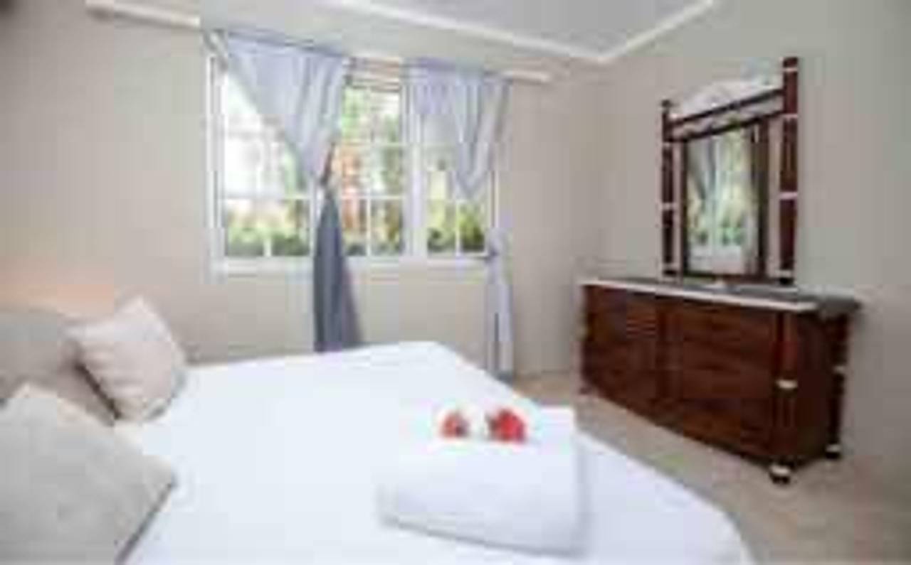 Beach Condo - Playa Los Corales 3