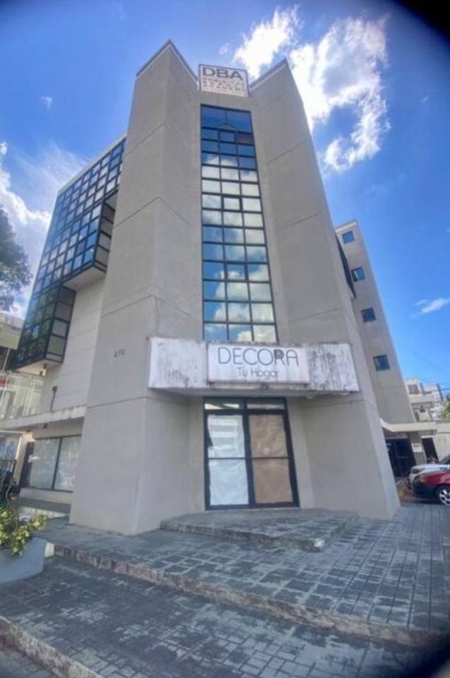 Venta de edificio corporativo ubicado en Santo Domingo