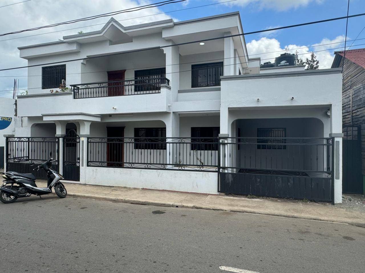 Casas en venta en Bayaguana, 350 m²