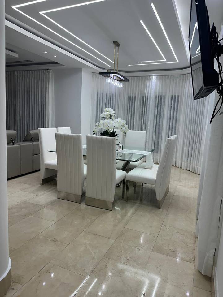 Bella Vista Luxury Home, Casa en alquiler.
