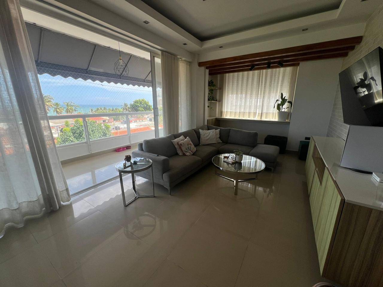 SELLING APARTMENT IN EL CACIQUE AV. INDEPENDENCIA 3