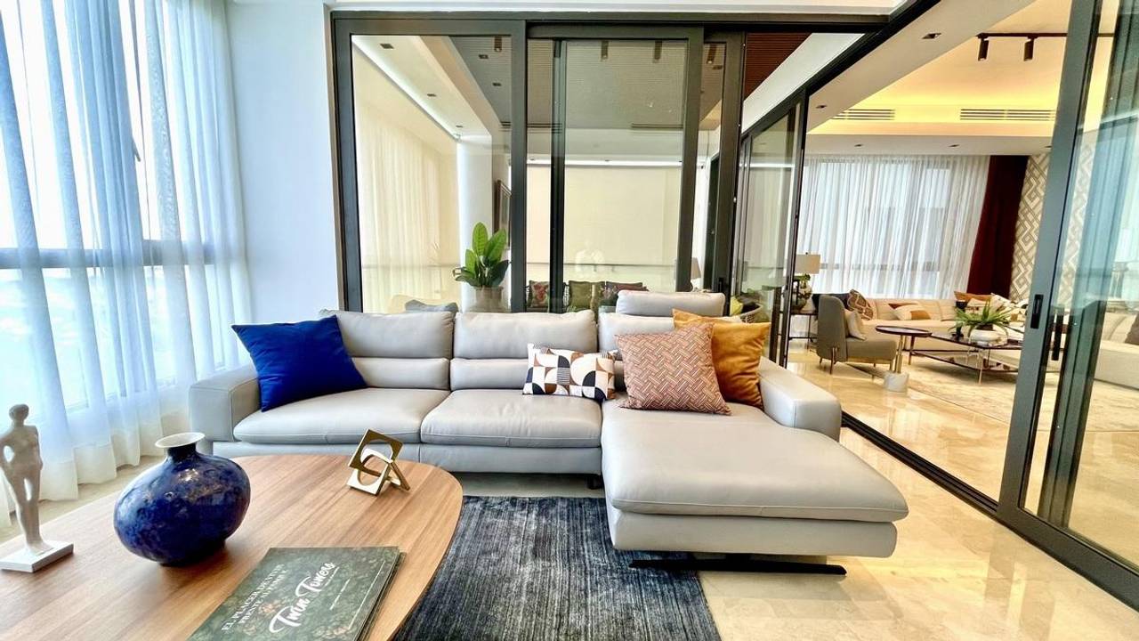 Apartments for Sale on Av. Anacaona, Bella Vista, Santo Domingo, 3 Bedrooms 3