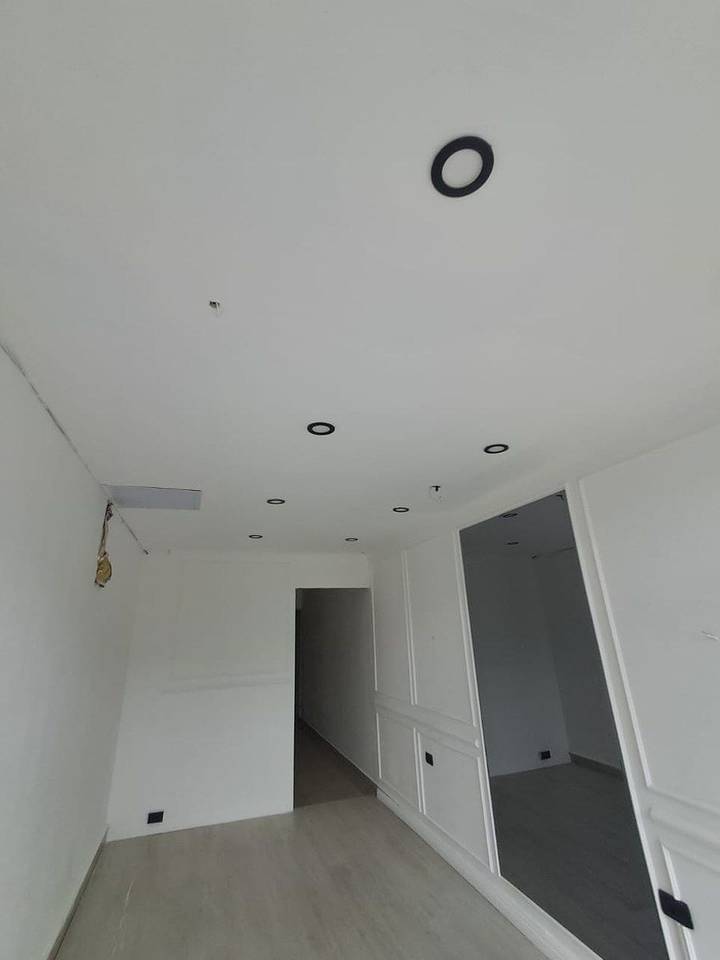 Commercial Space for Rent in Julieta 4