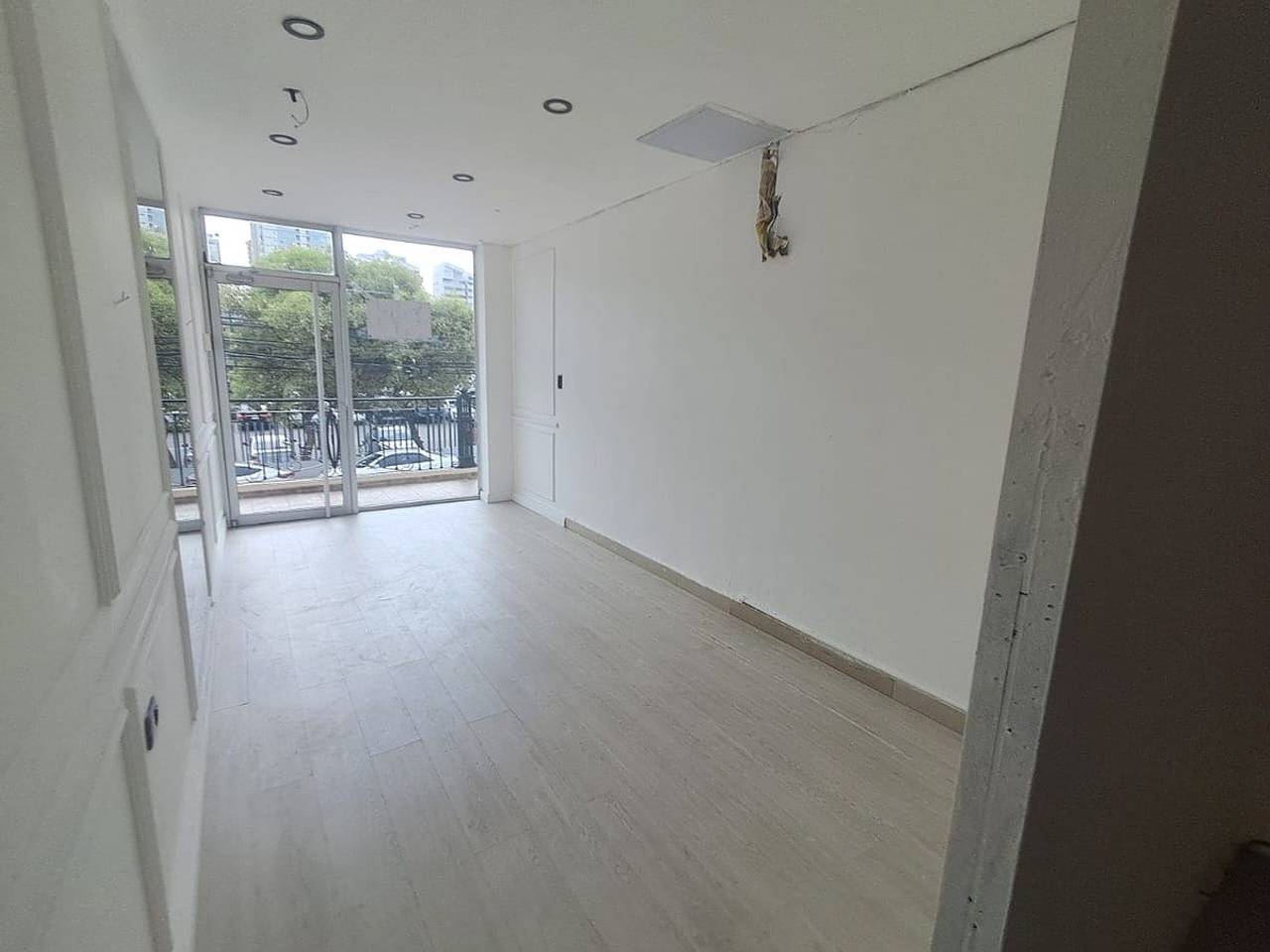 Alquilo Local Comercial en Julieta