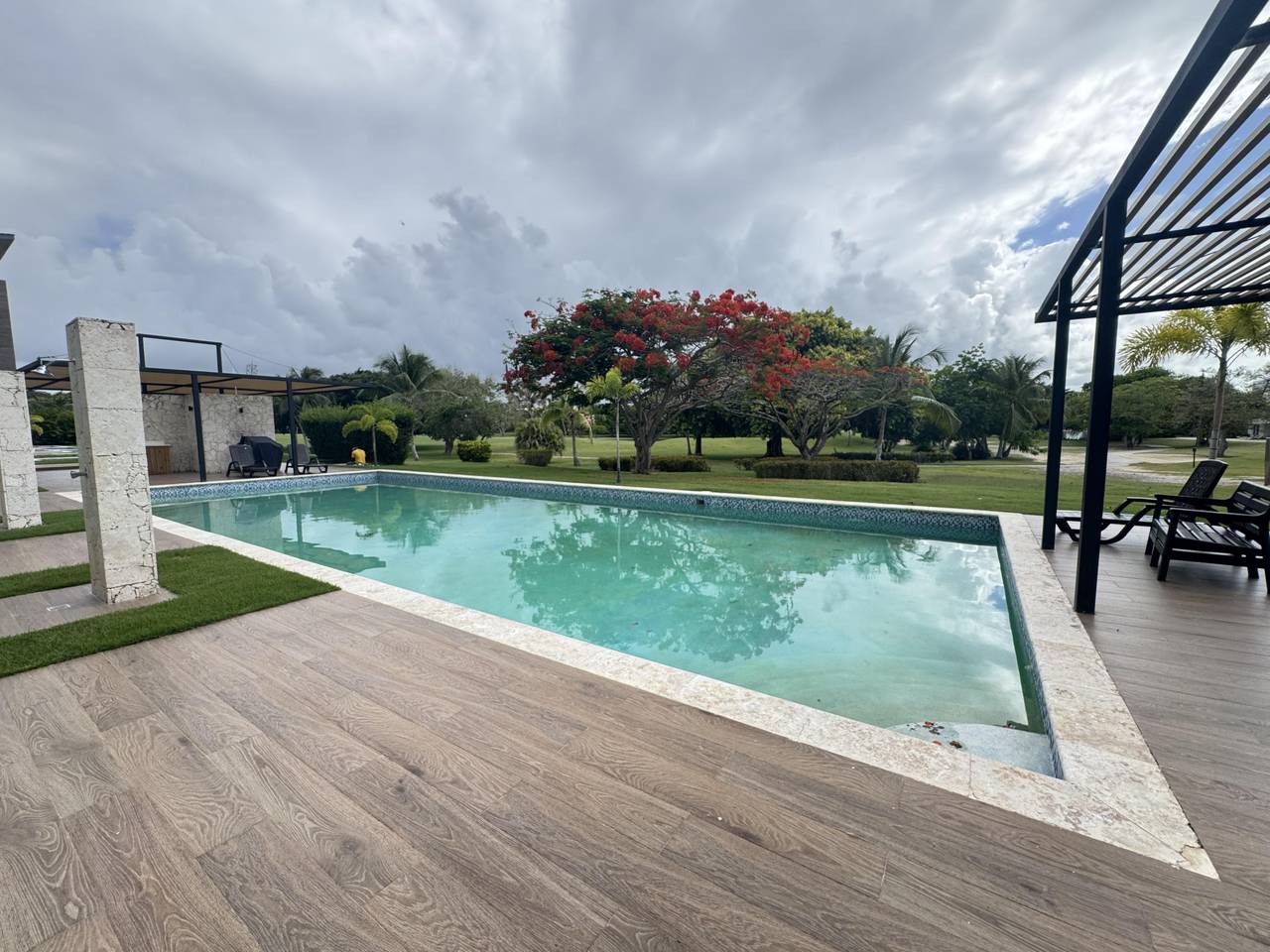FOR SALE - COCOTAL - 3 bedrooms / 2 bathrooms - Golf View & Swim Up 3