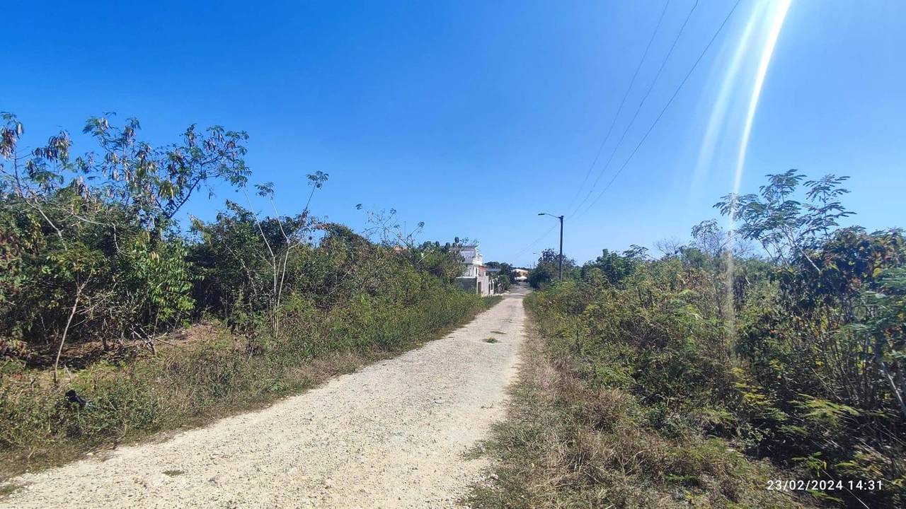 Venta de terreno de 300mts² en Cabamar ideal para construcción de villa cerca de la playa.