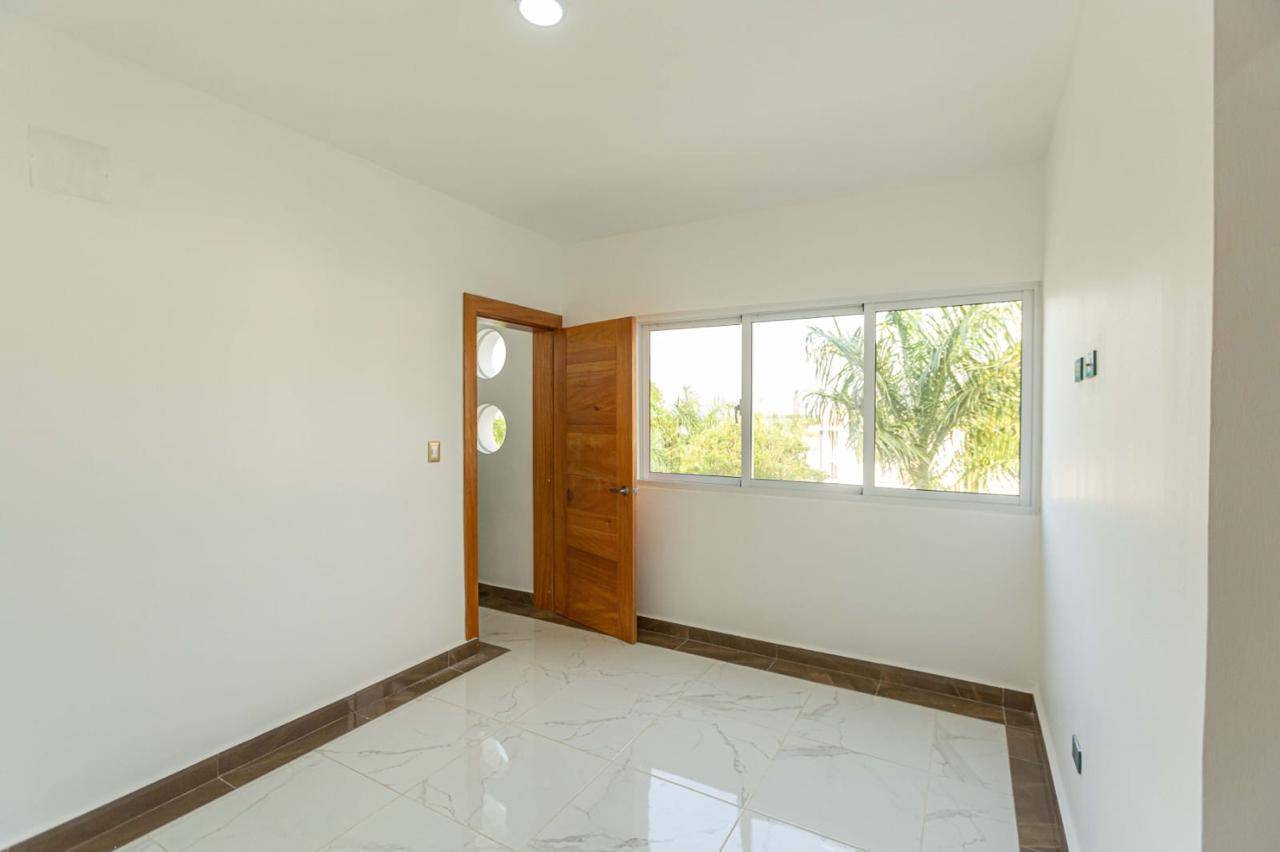 Casa hermosa (vistas al mar y montaña) en venta, Puerto Plata RD