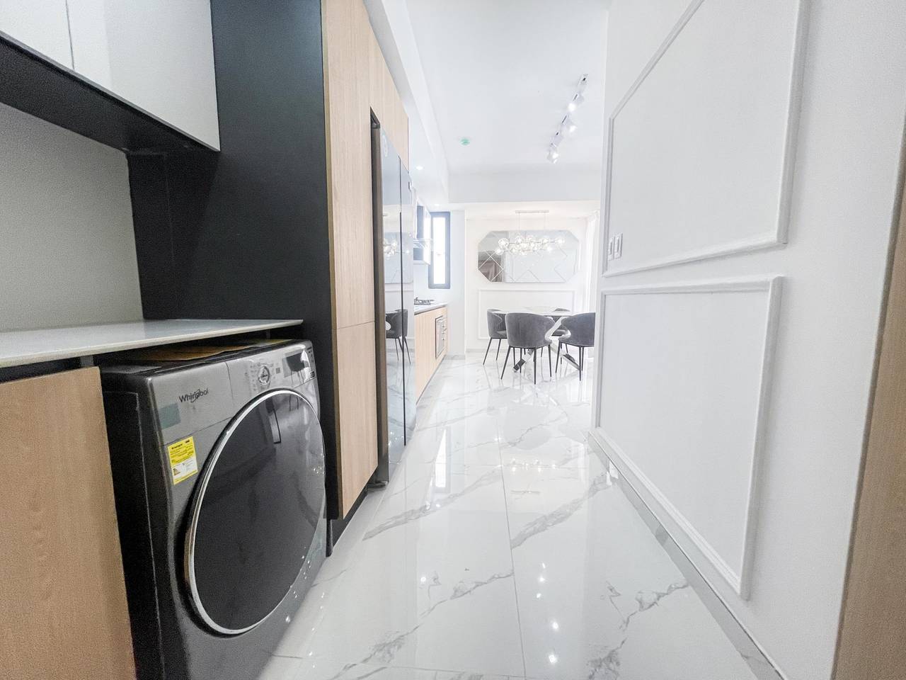 Apartamento de 2 Habitaciones en Venta en Arroyo Hondo, Santo Domingo | Piscina