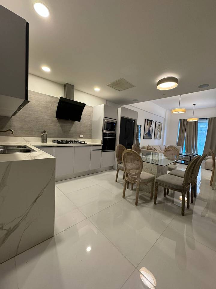 Paintini, Apartamento de lujo en venta completamente amueblado.