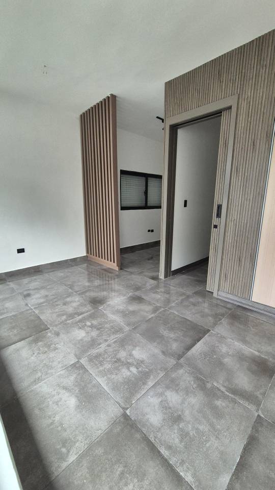 Locales Comerciales à vendre à Santo Domingo D.N., 30 m²