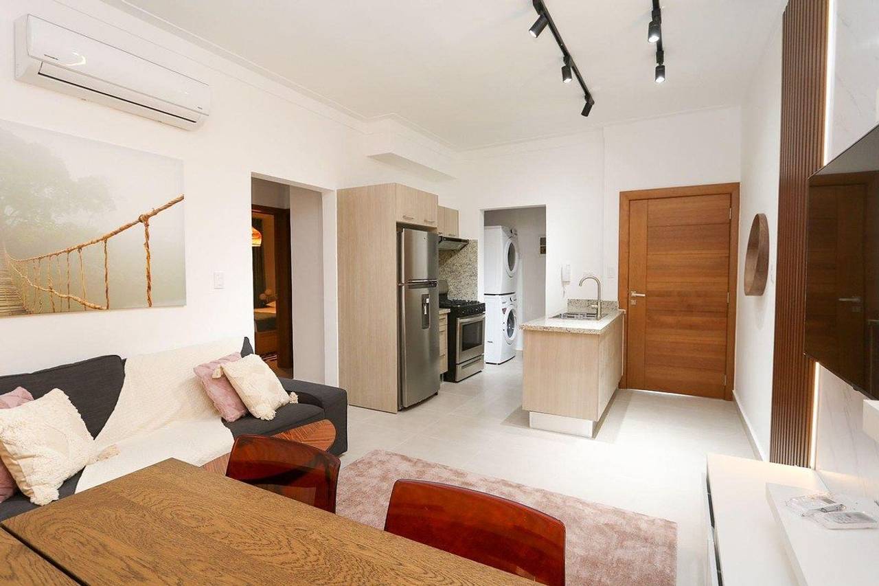 Alquilo Apartamento en Naco