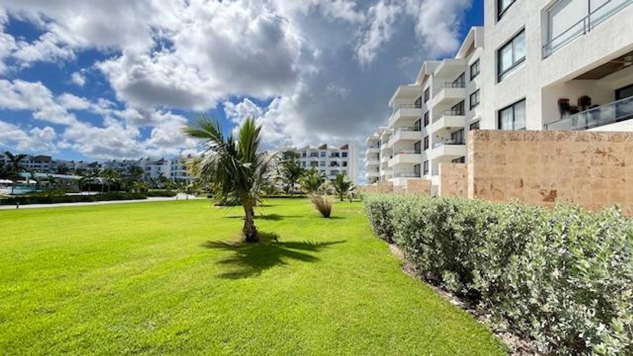Venta de apartamento listo para renta en THE BEACH down town punta cana