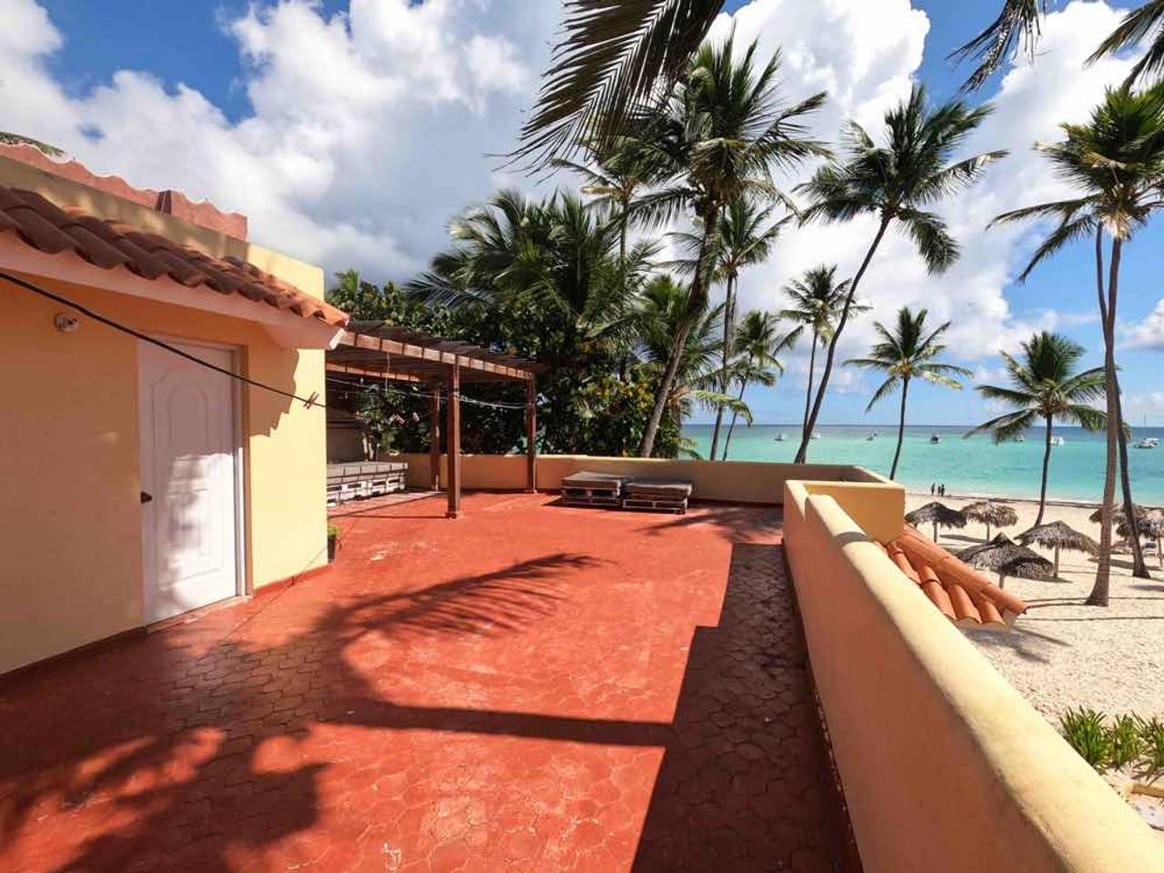 Beachfront Building 5