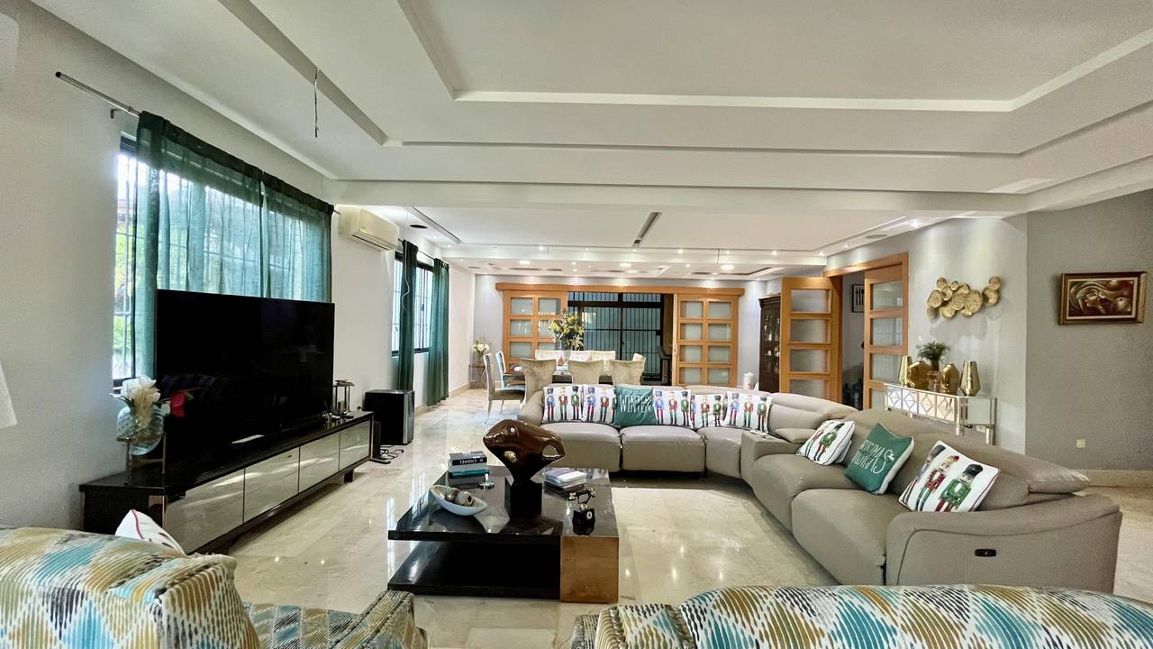 Casas en alquiler en Santo Domingo D.N., 551 m²