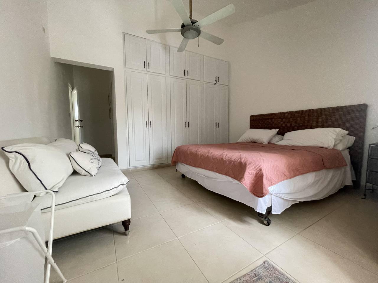 Comfort, Location and Style: Live in Villas del Sol II 5