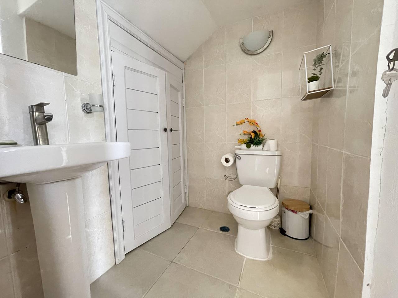 Comfort, Location and Style: Live in Villas del Sol II 4