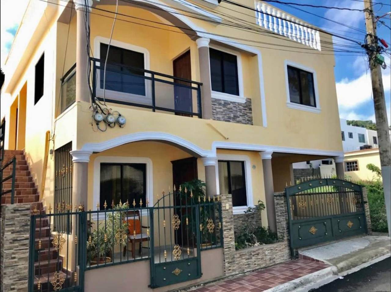 Casa hermosa (vista al mar y montaña) en venta, Puerto Plata RD