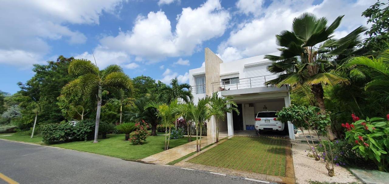 Villas en venta en Ramón Santana, 362 m²