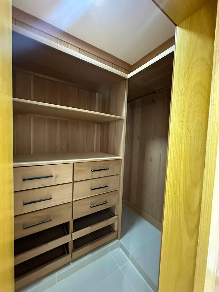 Apartamento en Alquiler en Los Restauradores, Distrito Nacional.