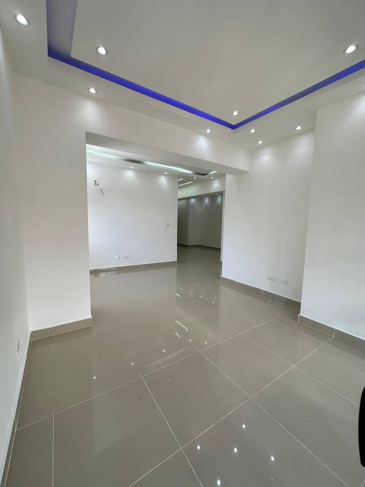 Apartamento en Alquiler en Los Restauradores, Distrito Nacional.