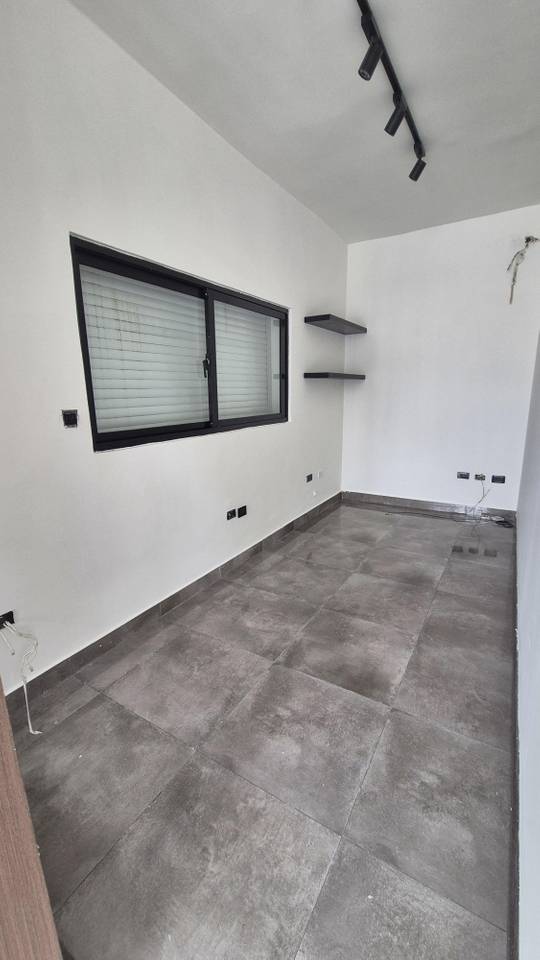 Locales Comerciales en venta en Santo Domingo D.N., 30 m²