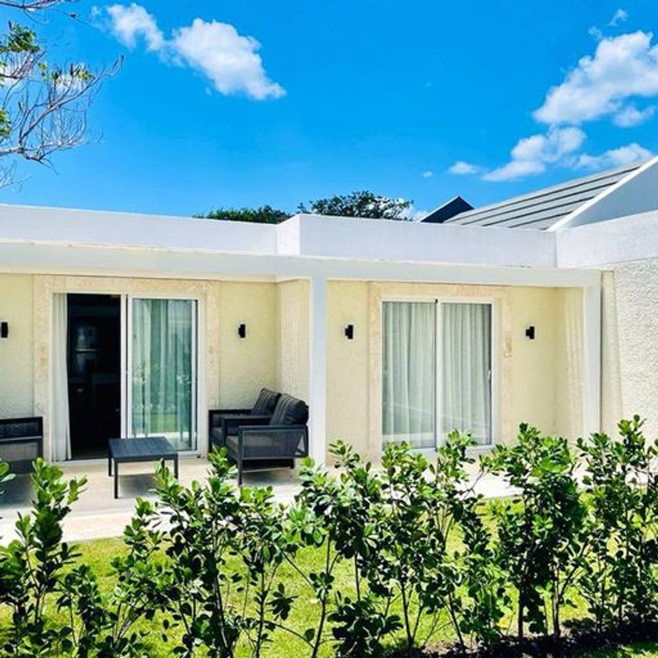 Increíble villa amoblada en Proyecto Green One Puerto Plata- Oportunidad de Inversión