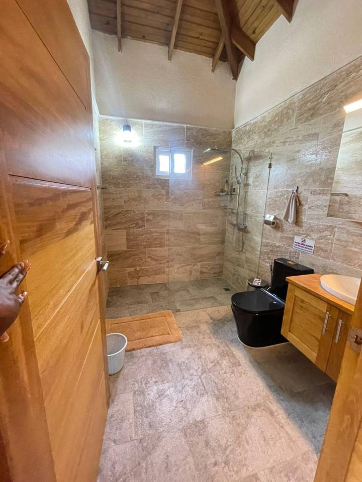 HERMOSA VILLA EN VENTA EN EL LIMON