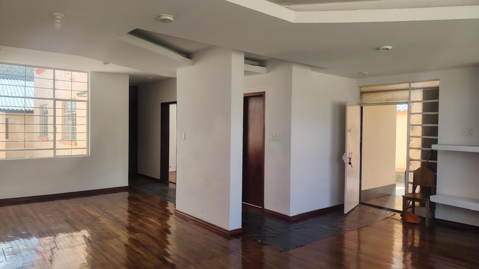 Casa en venta en Pichincha | Quito | Rumipamba, Casa en Venta de 350m2 en la Pascual de Andagoya y Versalles, 350 m²