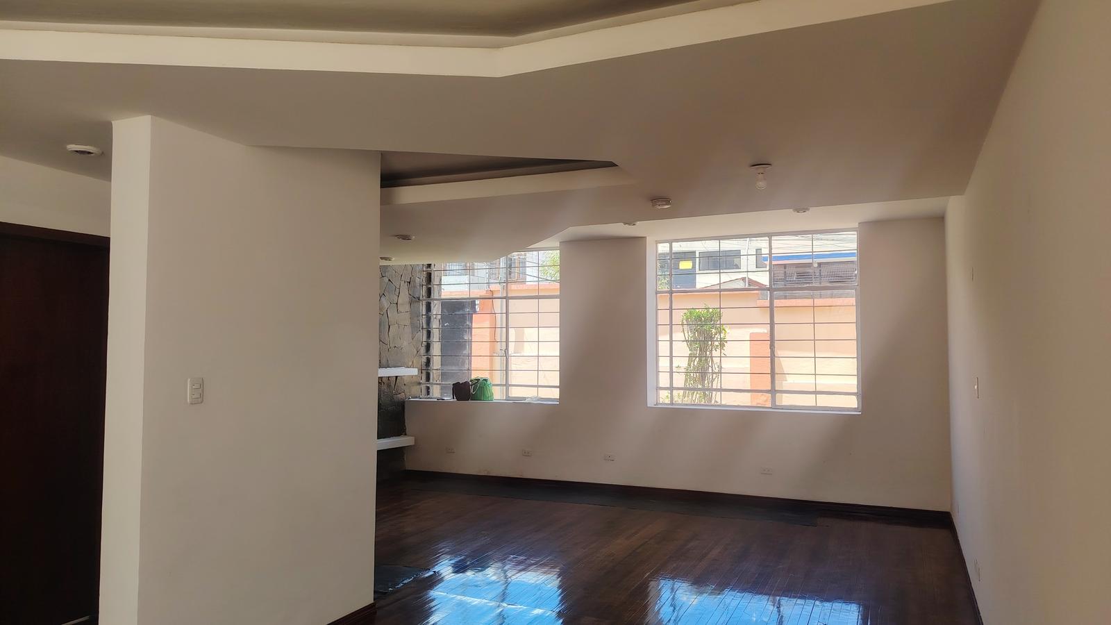 Casa en venta en Pichincha | Quito | Rumipamba, Casa en Venta de 350m2 en la Pascual de Andagoya y Versalles, 350 m²