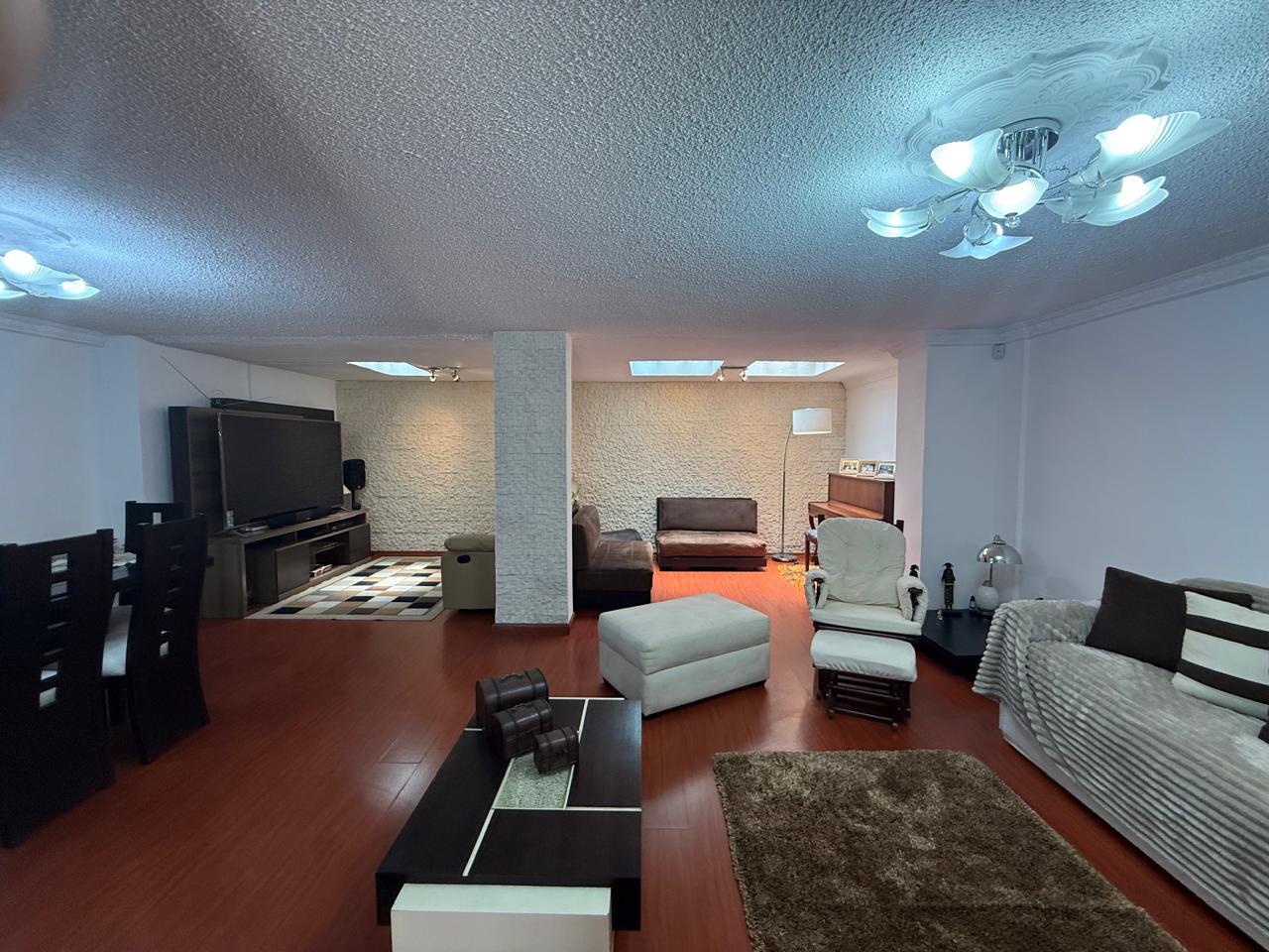 Casa for sale in Pichincha | Quito | La Kennedy, José María Ayora