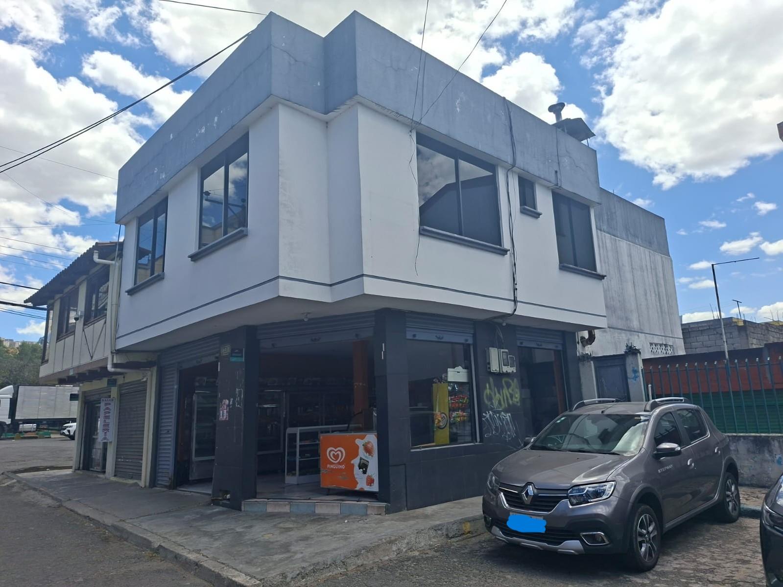 Se Arrienda Casa comercial de 179,95 m² | Entrada a Carapungo, Quito