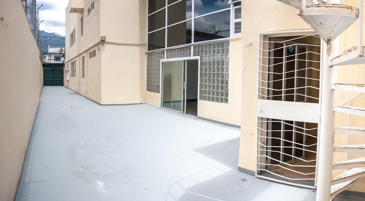 Edificio Comercial for sale in Pichincha | Quito | La Colón, Av. Amazonas y Orellana, 1515 m²
