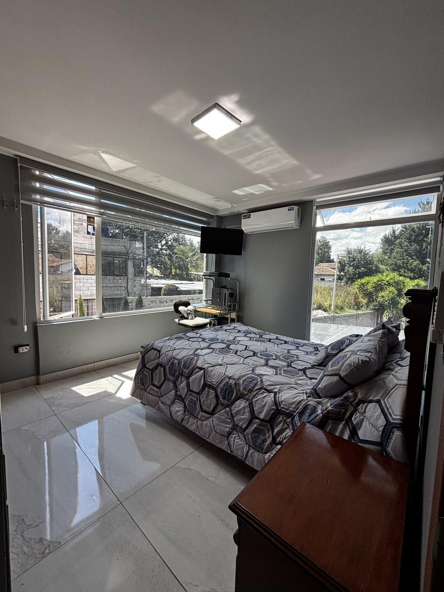 Casa en venta en Pichincha | Quito | Nayón, De los Incas y Abdón Calderón, 405 m²