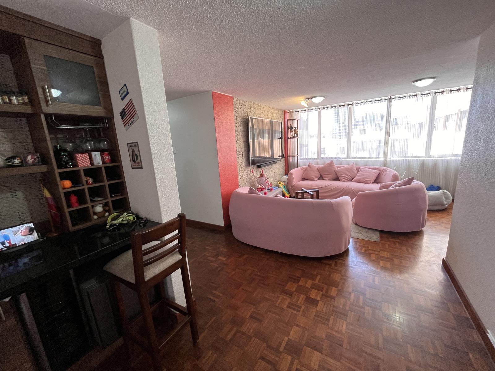 Departamento for sale in Pichincha | Quito | Centro Norte, Departamento remodelado de venta en el Centro Norte de Quito, 119 m²