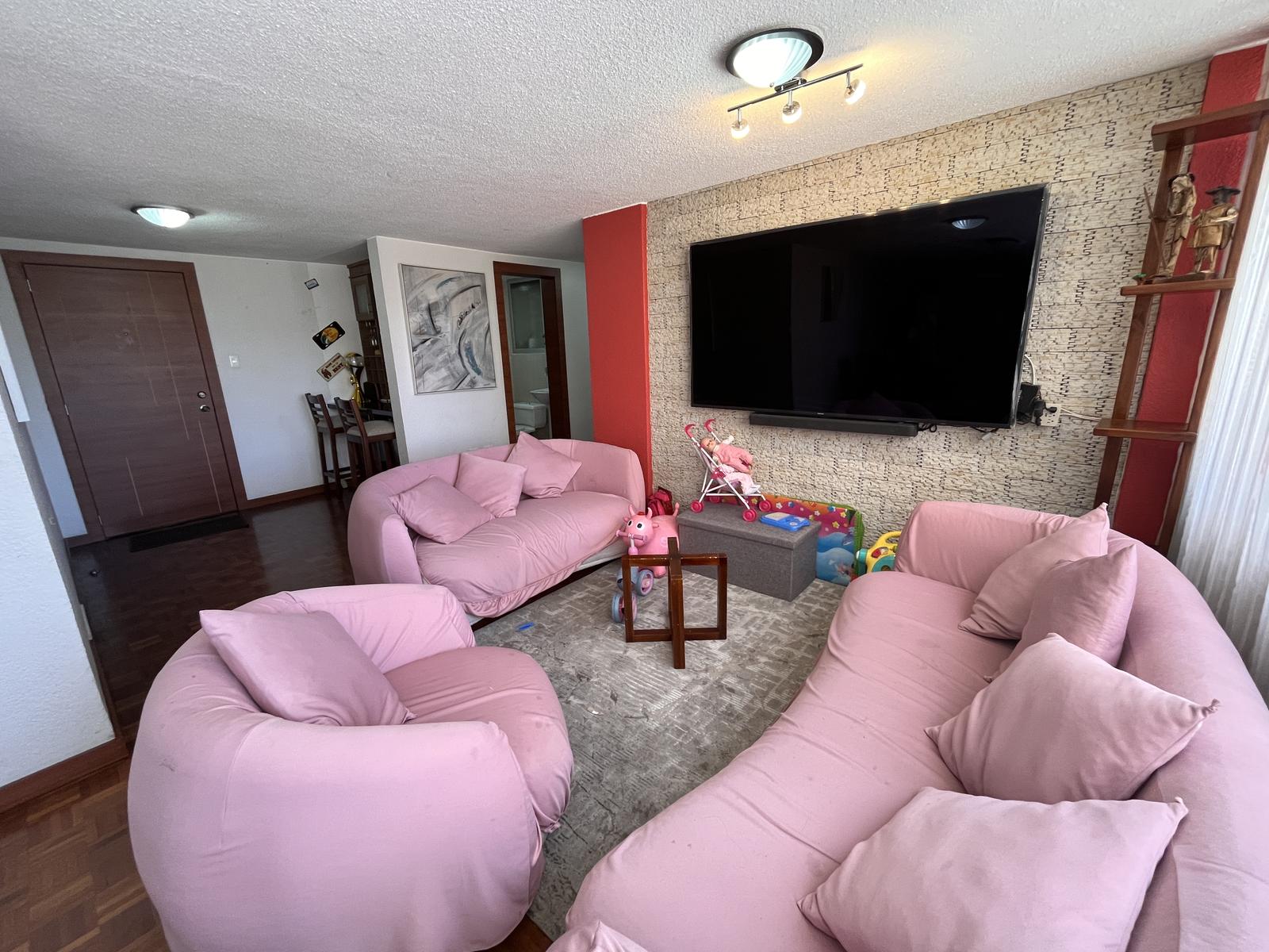 Departamento for sale in Pichincha | Quito | Centro Norte, Departamento remodelado de venta en el Centro Norte de Quito, 119 m²