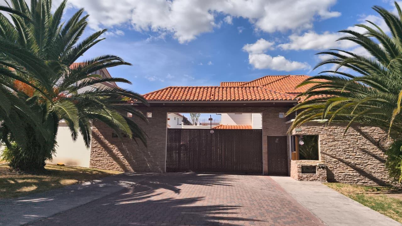 Casa for sale in Pichincha | Quito | Nayón - Tanda, Tanda, 214 m²