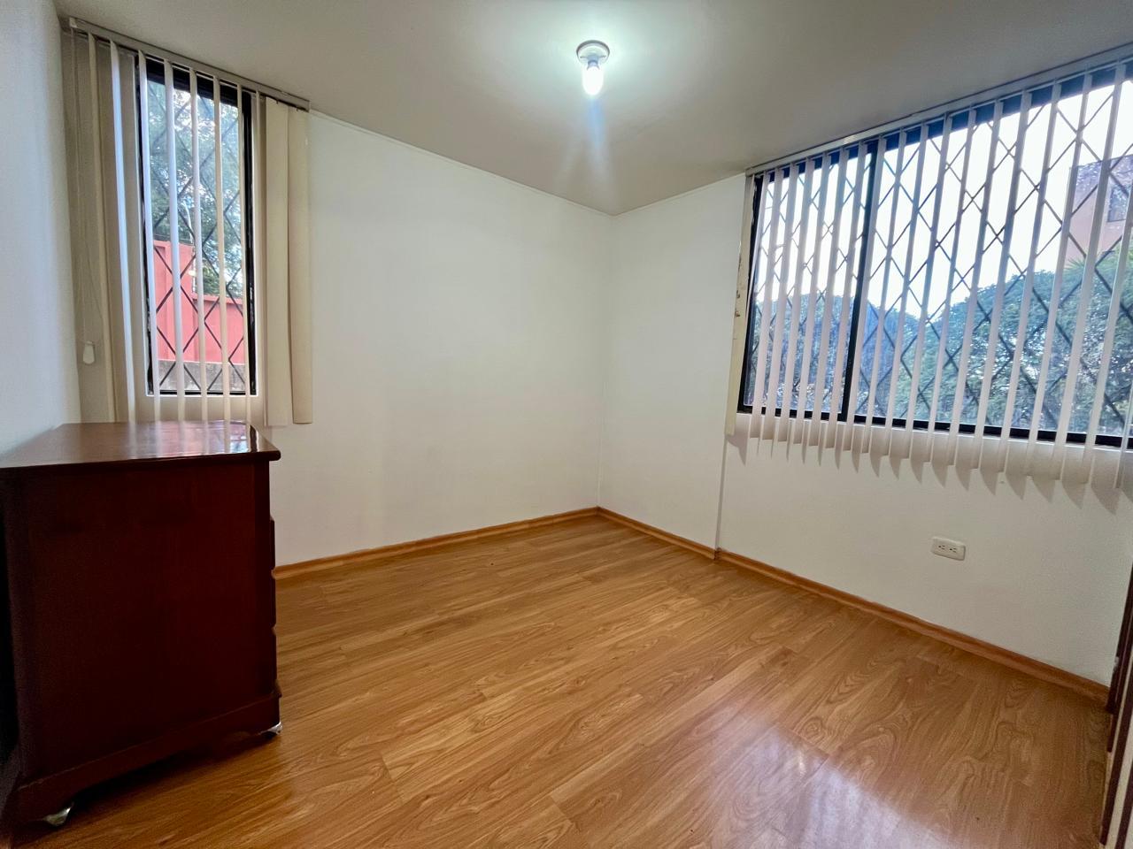 Departamento en alquiler en Pichincha | Quito | San Carlos, Av. Occidental  y Melchor Valdez