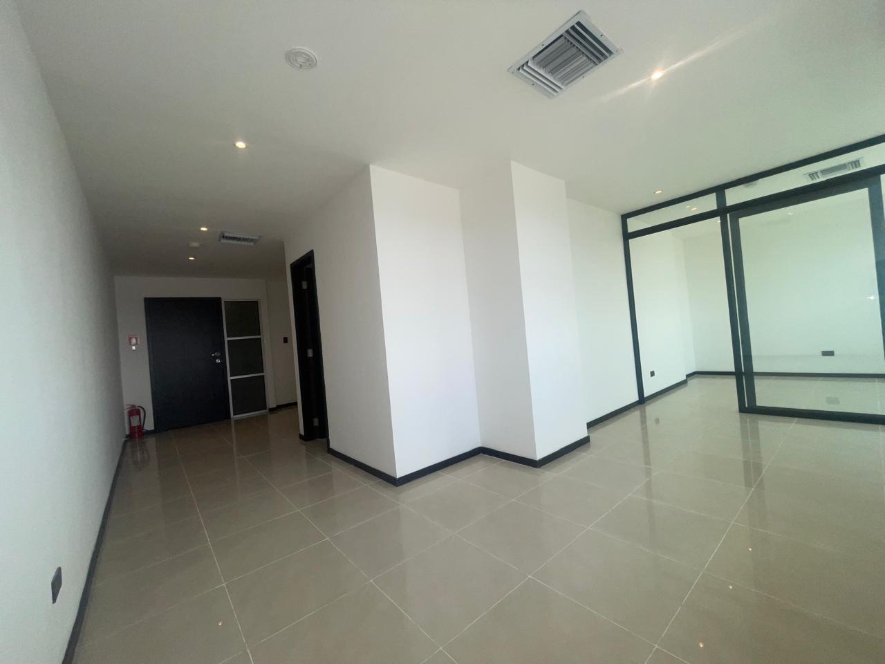 Oficina en venta en Guayas | Guayaquil | Norte de Guayaquil, Avenida Joaquin José Orrantia, 39 m²